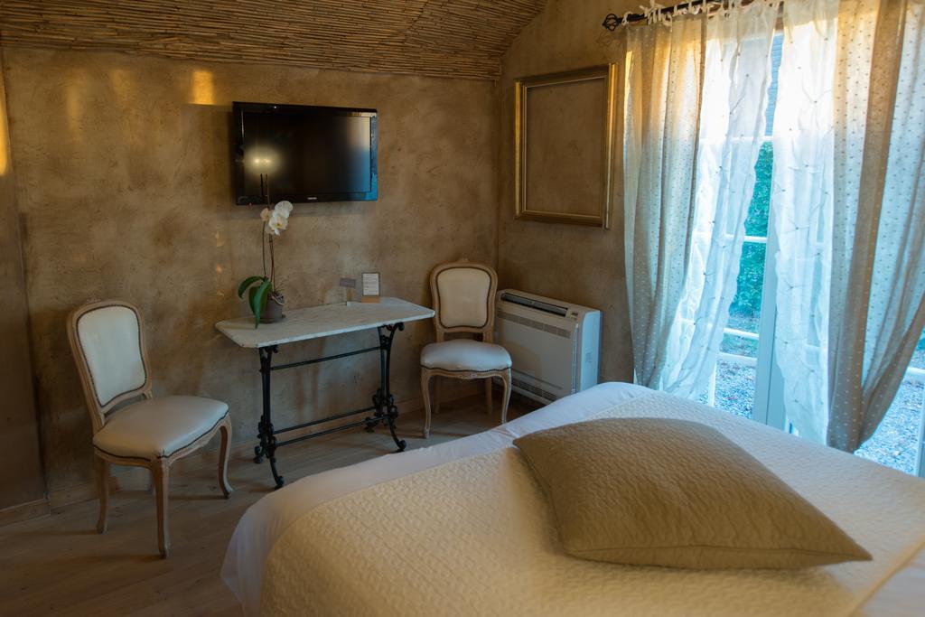 Les Chambres Du Vivier, Chambres D'Hotes Et Gite - A 100M - Durbuy Habitación foto